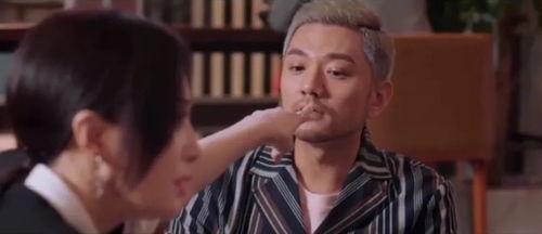 吃瓜前线第一人 娱乐圈八卦明星黑料大全 吃瓜视频在线观看全集,吃瓜前线独家揭秘，明星黑料大曝光！